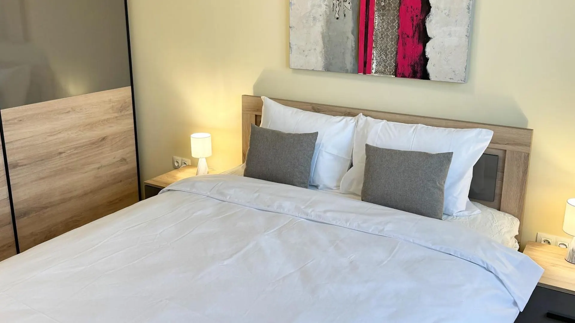 Restful Apartment For 4 Guests In Burgas City